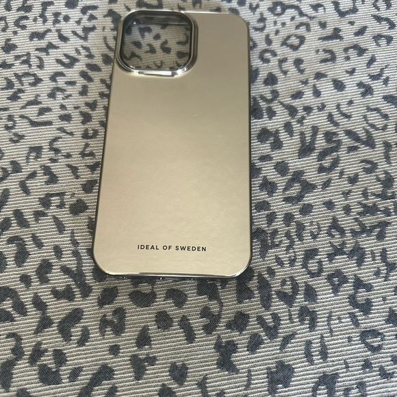 NEW Ideal of Sweden mirrored phone case for IPhone 15 Promax - Picture 3 of 3